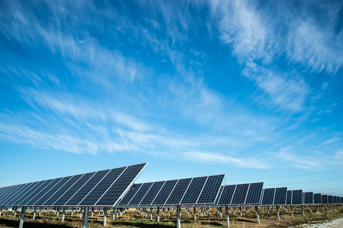 Auswahl von Transformatoren und Kompaktstationen für gewerbliche PV-Großanlagen